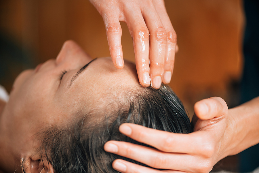 Top-Scalp-Massage-in-Brampton-–-Rosemary-Oil-Treatment-for-Stress-&-Hair-Health Best therapeutic scalp massage with rosemary oil for stress relief and hair health in Brampton – Armstrong Massage & Wellness